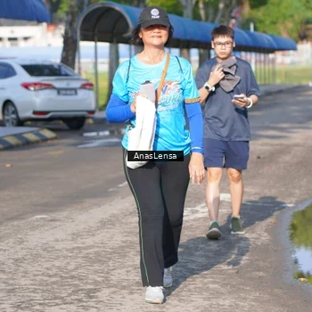 Runner Photo 8066757