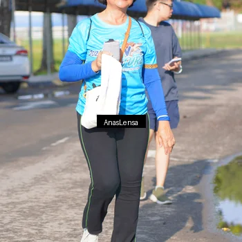 Runner Photo 8066776