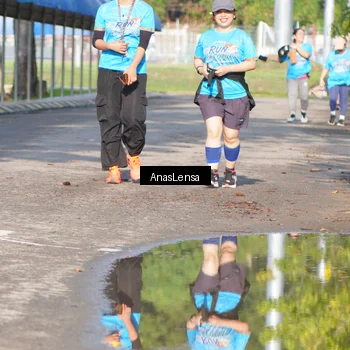 Runner Photo 8066833
