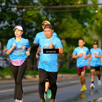 Runner Photo 8066843