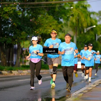 Runner Photo 8066852