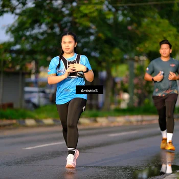 Runner Photo 8066887
