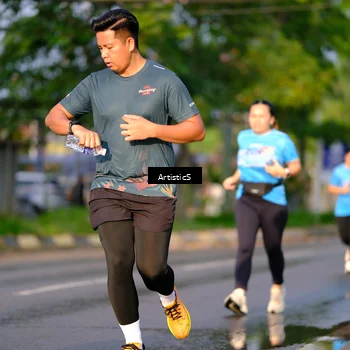 Runner Photo 8066900