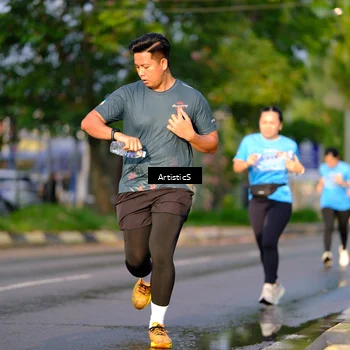 Runner Photo 8066901