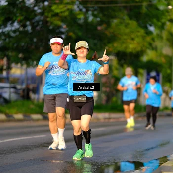 Runner Photo 8066913