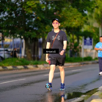 Runner Photo 8067030