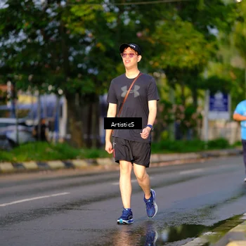 Runner Photo 8067031