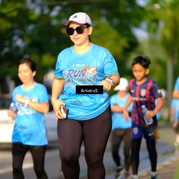 Runner Photo 8067100