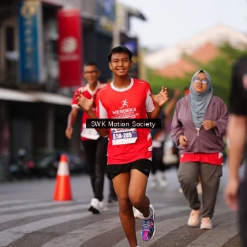 Runner Photo 8067235