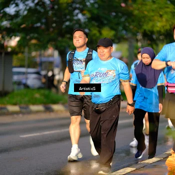Runner Photo 8067295