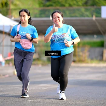Runner Photo 8067602