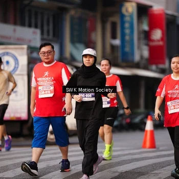 Runner Photo 8068004