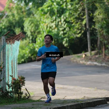 Runner Photo 8068020