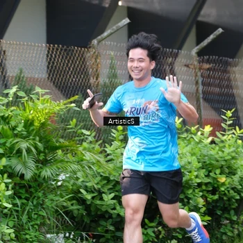 Runner Photo 8068037