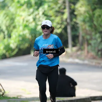 Runner Photo 8068104