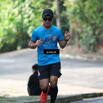 Runner Photo 8068361