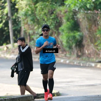 Runner Photo 8068381