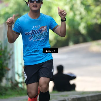 Runner Photo 8068403