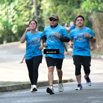 Runner Photo 8068451