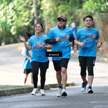 Runner Photo 8068452