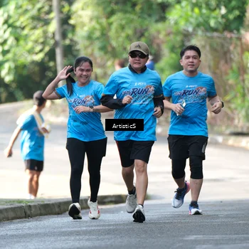 Runner Photo 8068453