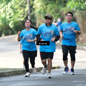 Runner Photo 8068461