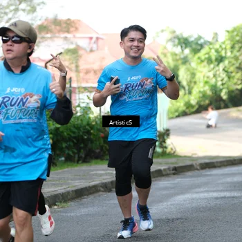 Runner Photo 8068490