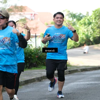 Runner Photo 8068499