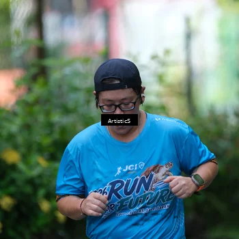 Runner Photo 8068572