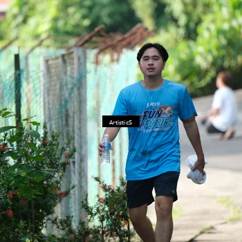 Runner Photo 8068600