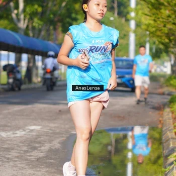 Runner Photo 8068690
