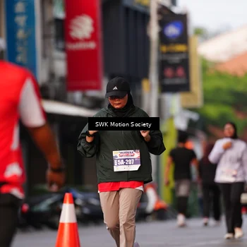 Runner Photo 8068711