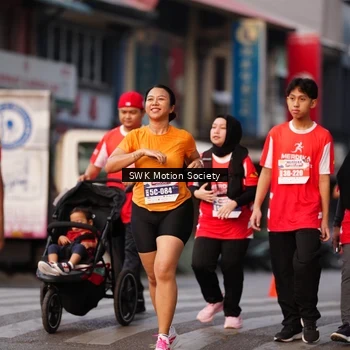 Runner Photo 8068865