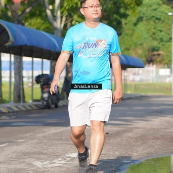 Runner Photo 8068876