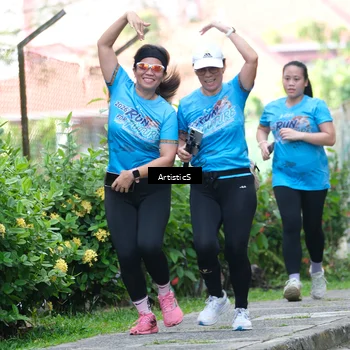 Runner Photo 8068993