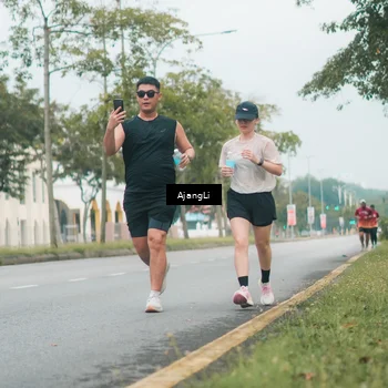Runner Photo 8069007