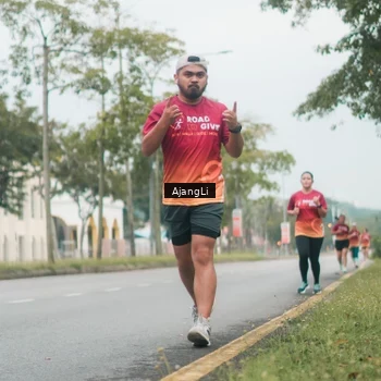 Runner Photo 8069042