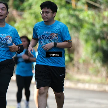 Runner Photo 8069350