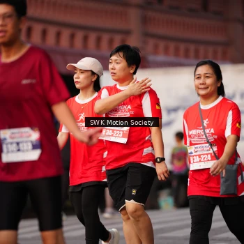 Runner Photo 8069351