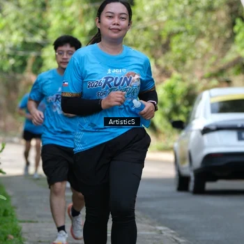 Runner Photo 8069396