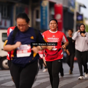Runner Photo 8069778
