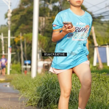 Runner Photo 8070002