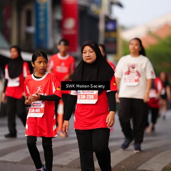 Runner Photo 8070077
