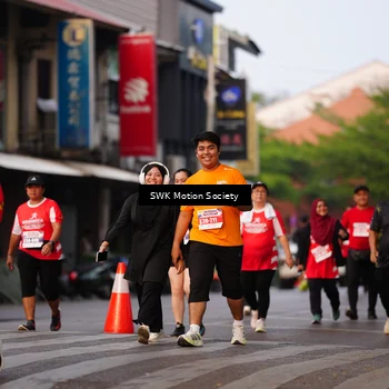 Runner Photo 8070104