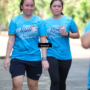 Runner Photo 8070111