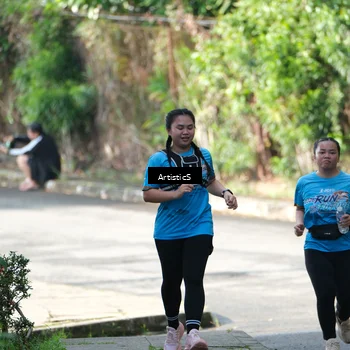 Runner Photo 8070298