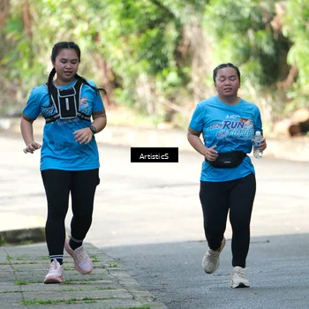 Runner Photo 8070305