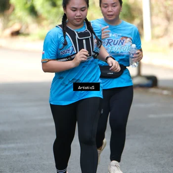 Runner Photo 8070328