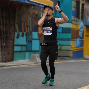 Runner Photo 8070355