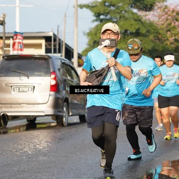 Runner Photo 8070402